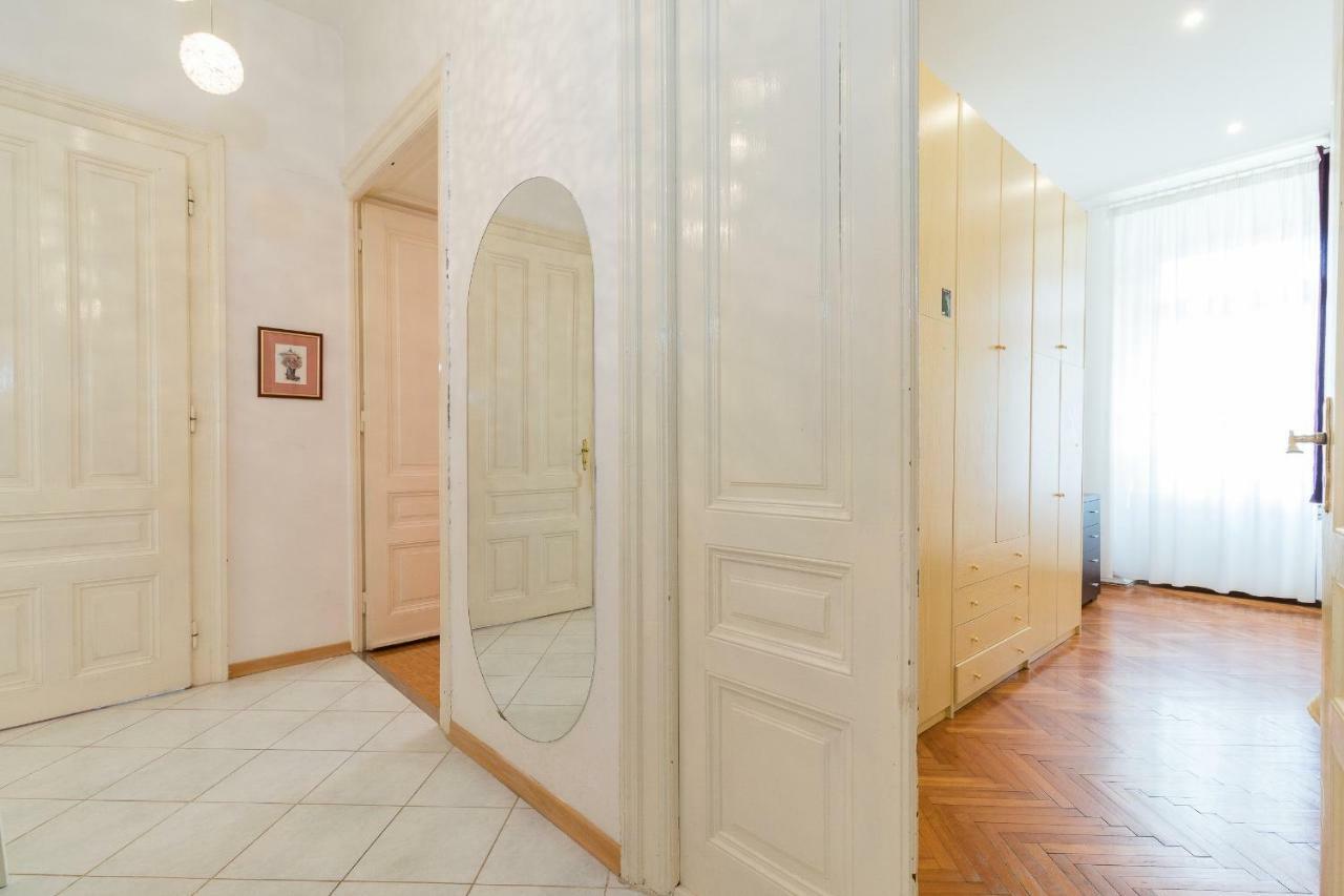 Apartment Vesna Pula